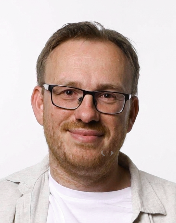 Foto Leitung Konstruktion